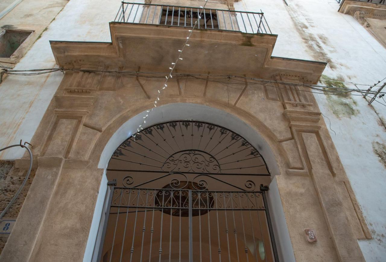 La Maison A La Cathedral Palermo Luaran gambar